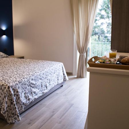 Interno 10 Cavour Bed & Breakfast Napoli Bagian luar foto