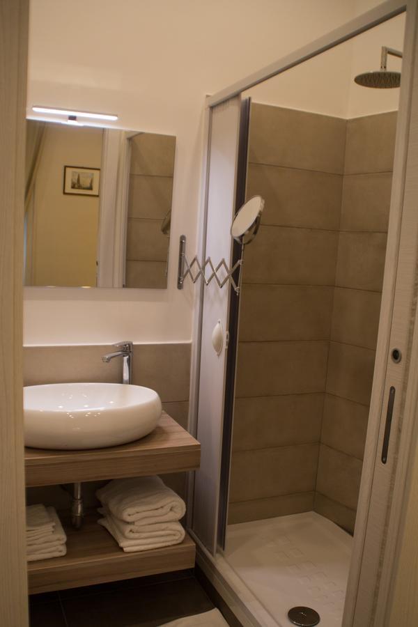 Interno 10 Cavour Bed & Breakfast Napoli Bagian luar foto