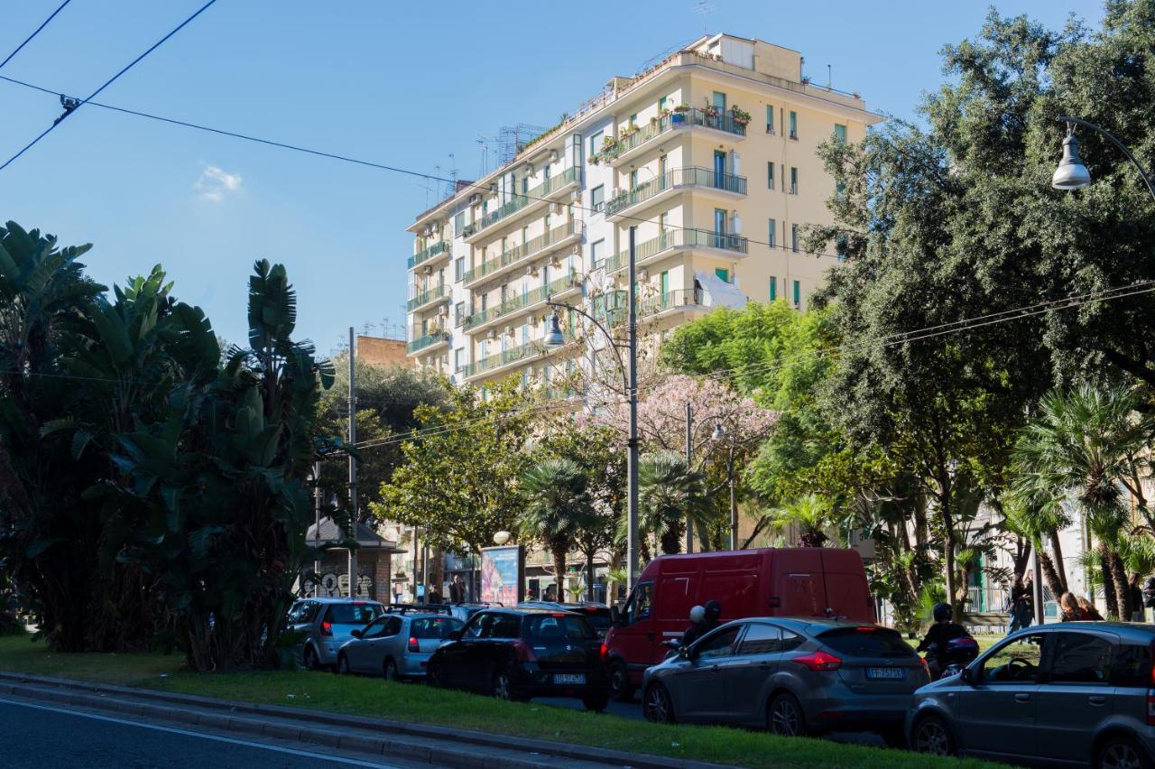 Interno 10 Cavour Bed & Breakfast Napoli Bagian luar foto